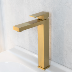 Смеситель ABBER Daheim AF8211G для раковины, золото матовое