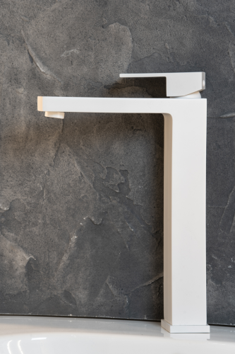 Смеситель ABBER Daheim AF8211W для раковины, белый матовый