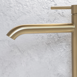 Смеситель ABBER Wasser Kreis AF8111G для накладной раковины, золото матовое