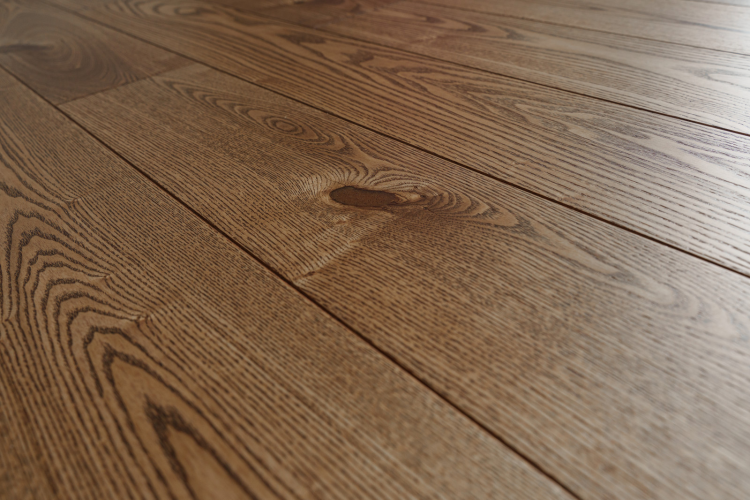 Паркетная доска Amber Wood A12.33.20.125-001 Ясень Винтаж 909x125x14 мм