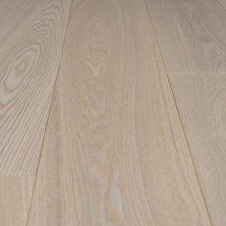 Паркетная доска Amber Wood A32.33.20.189-001 Ясень Нордик 1860x189x14 мм