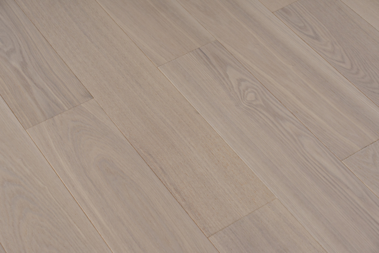 Паркетная доска Amber Wood A12.32.20.125-005 Ясень Белёный 909x125x14 мм