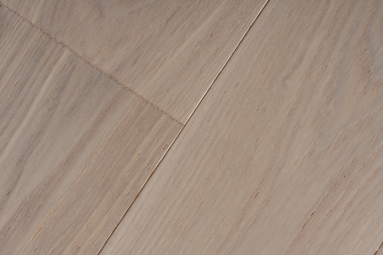 Паркетная доска Amber Wood A12.32.20.125-005 Ясень Белёный 909x125x14 мм