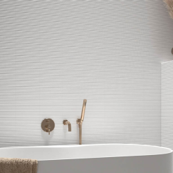 Плитка Equipe Costa Nova 28484 Onda White Glossy 5x20