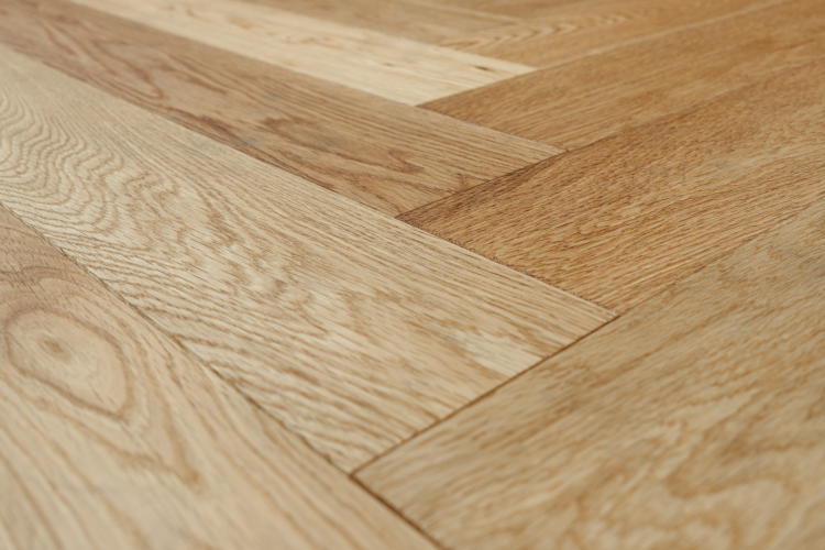 Паркетная доска Amber Wood A31.11.12.127-001 Дуб Натур Ёлка 915x127x14 мм