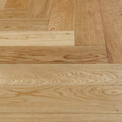 Паркетная доска Amber Wood A31.11.12.127-001 Дуб Натур Ёлка 915x127x14 мм