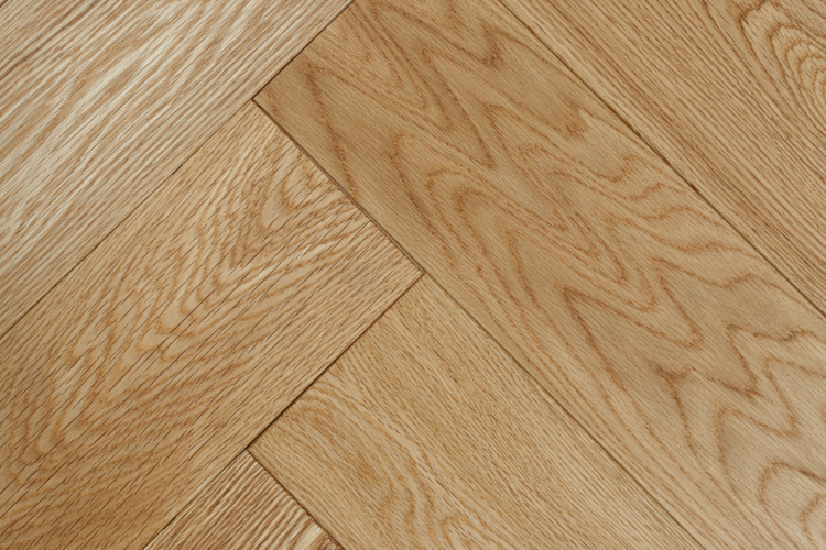 Паркетная доска Amber Wood A31.11.12.127-001 Дуб Натур Ёлка 915x127x14 мм