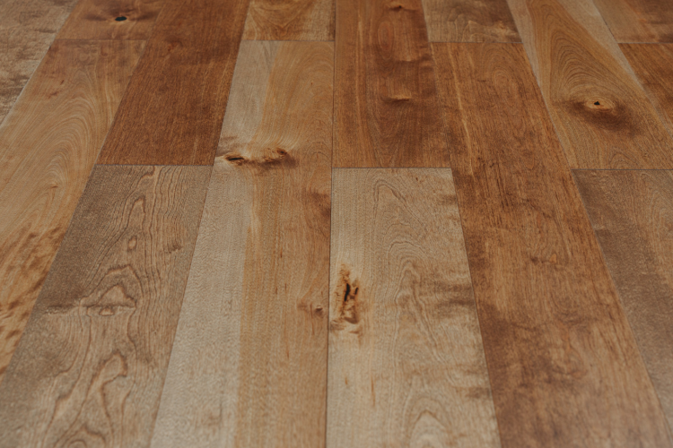 Паркетная доска Amber Wood A16.32.30.125-002 Береза желтая Амбер 909x125x14 мм