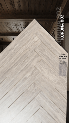 Ламинат CBM Koruna Орех Янова 802