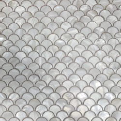 Мозаика Pixel Mosaic PIX767 из натурального перламутра, чешуя чип 25х25 мм, сетка 300х300х2 мм