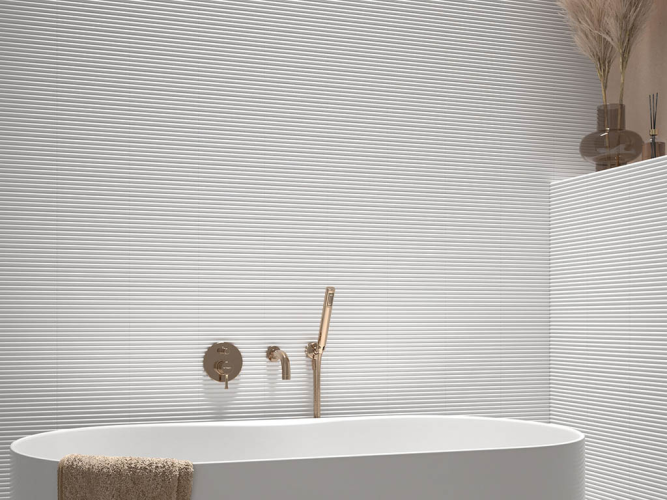 Плитка Equipe Costa Nova 28522 Onda White Matt 5x20