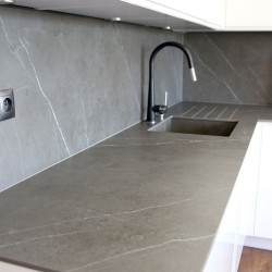Керамогранит Laminam I Naturali Marmi Pietra Grey Bocciardato LAMF007951 5.6mm 100x300