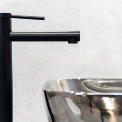 Смеситель ABBER Emotion AF8811B для накладной раковины, черный матовый