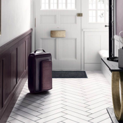 Плитка Equipe Stromboli 25889 White Plume 9,2x36,8