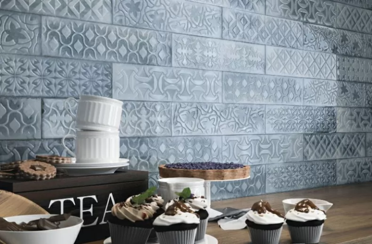 Керамическая плитка Декор Cifre Relieve Drop Blue Brillo 7.5x30