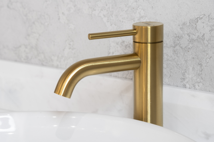 Смеситель ABBER Wasser Kreis 316 AF8110BG для раковины, золото брашированное