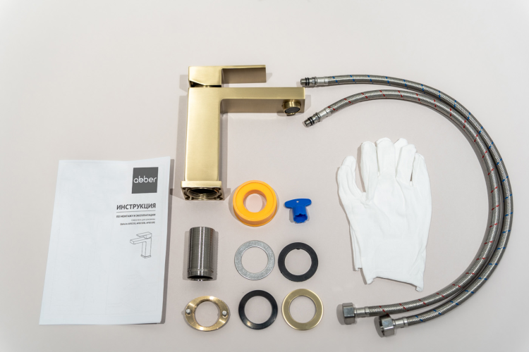 Смеситель ABBER Daheim AF8210G для раковины, золото матовое