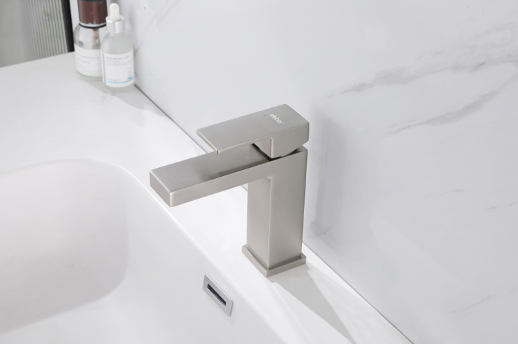 Смеситель ABBER Daheim AF8210SP для раковины, сатин