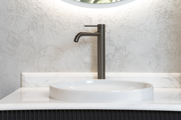 Смеситель ABBER Wasser Kreis 316 AF8111BGG-L для накладной раковины, оружейная сталь брашированная