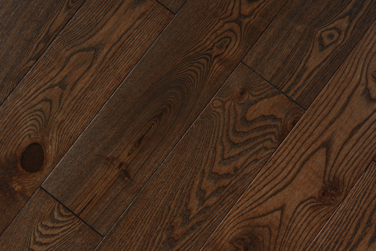 Паркетная доска Amber Wood A32.32.20.125-001 Ясень Шоколад 909x125x14 мм