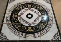 с орнаментом